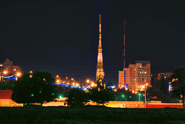 Телевизионная башня, 220 м)